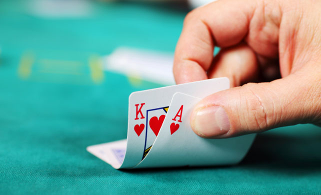 (gamblingbuzz.co.uk) Pokerchips istock